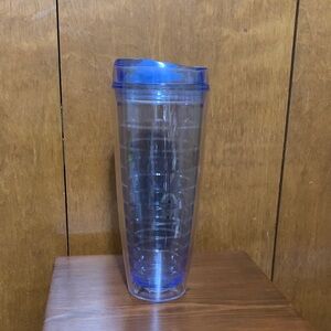 Blue Tumbler with Lid~26 Oz~Made In USA 🇺🇸